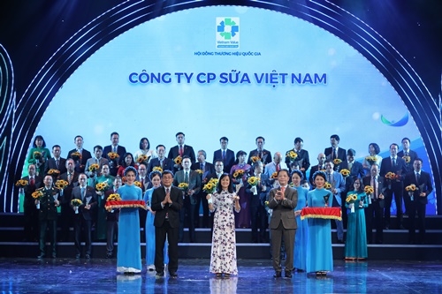 Đạt danh hiệu thương hiệu quốc gia 12 năm liền, Vinamilk đưa ngành sữa Việt vươn tầm thế giới